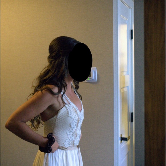 Truvelle Nicolette Wedding Gown - Picture 3 of 5